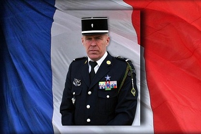 HONNEUR à l'Adjudant-chef Franck BOUZET tué en Afghanistan,le 07 août 2012.(Sources du Ministère des Armées Françaises et des Anciens Combattants) Adc-bo14