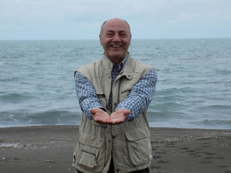 რობერტ მესხი - Page 2 Robert12