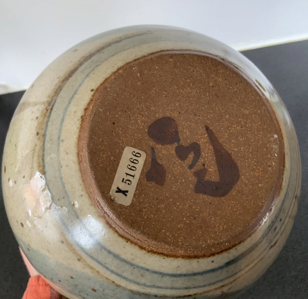 Large Teapot Help to Identify Potter 86e19110