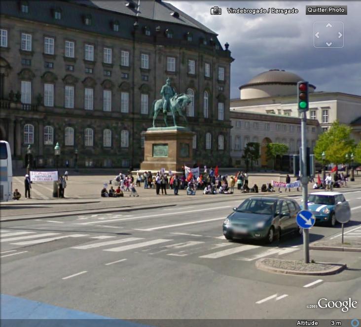 STREET VIEW: les manifestations dans le Monde vues de la caméra des "Google Cars" Manife11