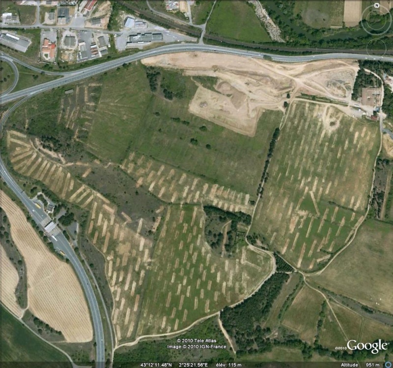 Les sondages archéologiques vus avec Google Earth - Page 2 Trou10