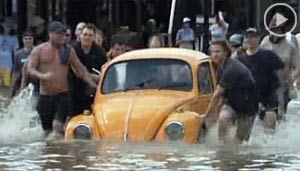 Disaster in Brisbane as water keeps coming several people are dead and dozens missing 8f646211