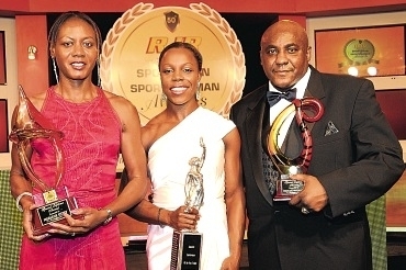 VCB, Gayle shone brightest in 2010 Sports10