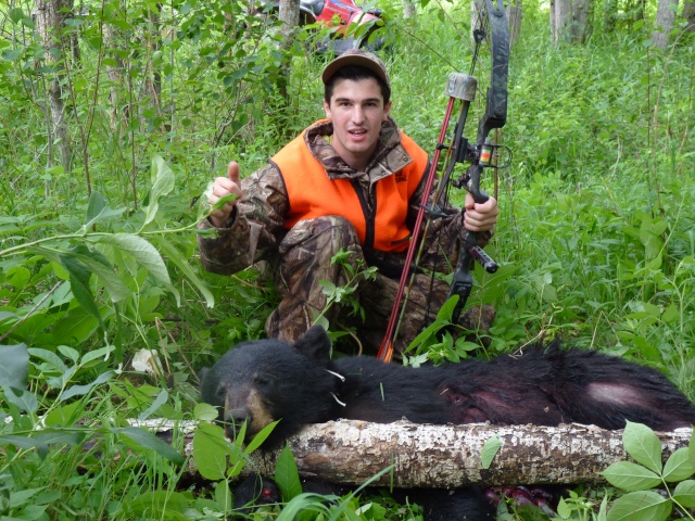 Album de tous les chasseurs d'ours 2010 Ours_210