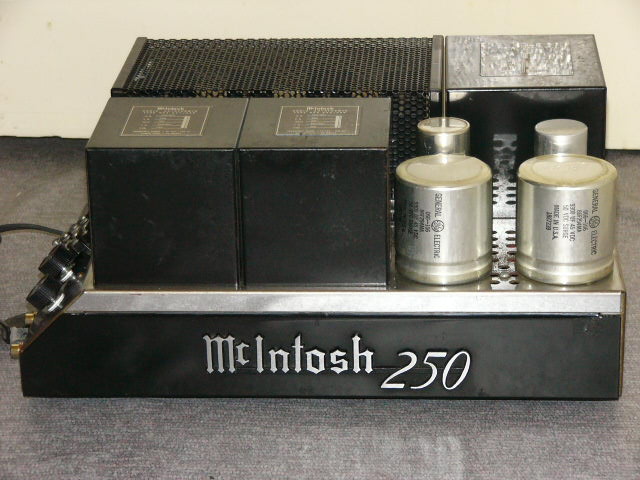 McIntosh MC250 Power Amp (used)-sold P1050123