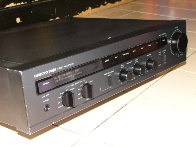 Onkyo Integra Pre Amp P304(used)-sold P1050334