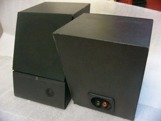 Acoustic Research   M1 Bookshelf Speaker [used]-SOLD P1060721