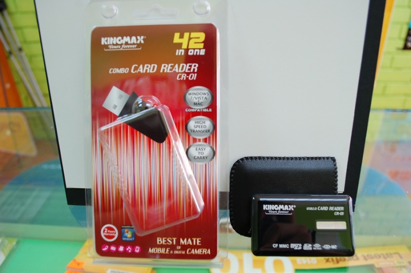 [WTS] Brand New KINGMAX 42 in 1 Card Reader Dsc_0013