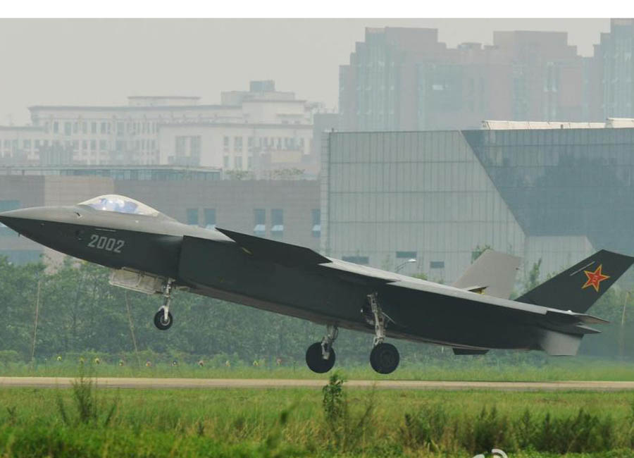J-20 Mighty Dragon  - Page 6 F2012111