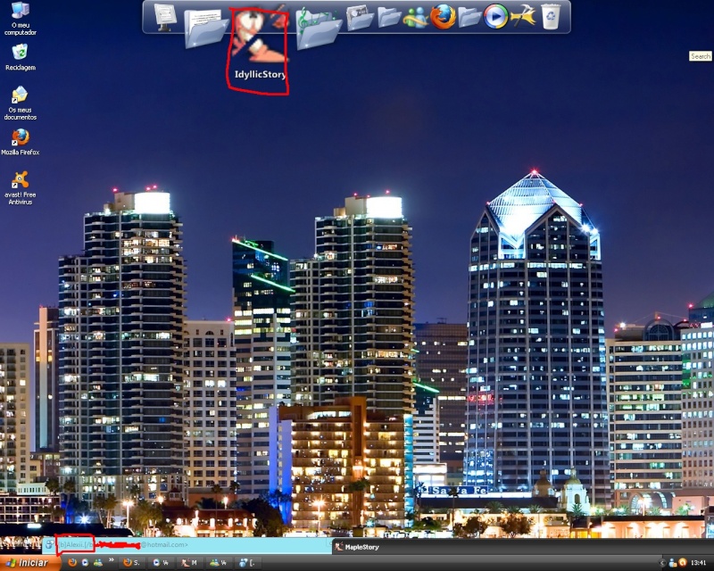 Take a picture of your sexy desktops and post them heree<3 do it or i'll eat you - Page 2 Deskto11