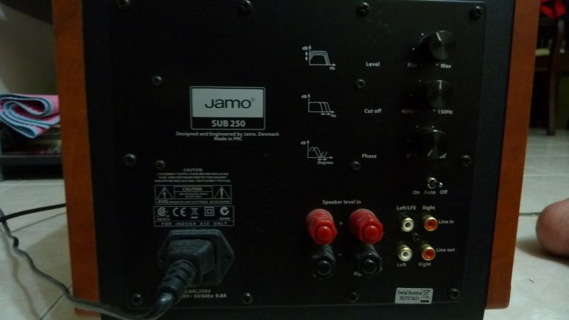 Jamo Subwoofer Sub250 (used) (SOLD) P1020911