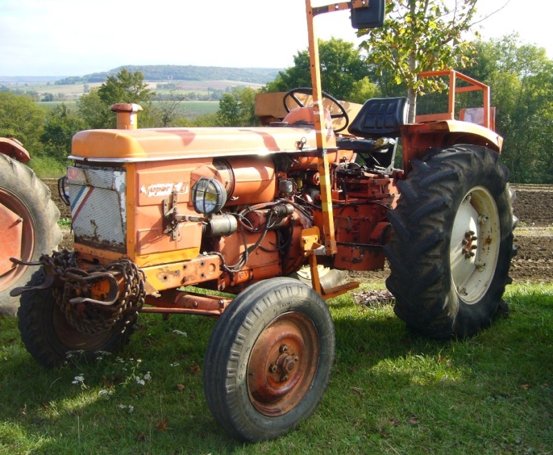4ème rassemblement de vieux tracteur le 07 octobre Meuse - Page 2 P1080849