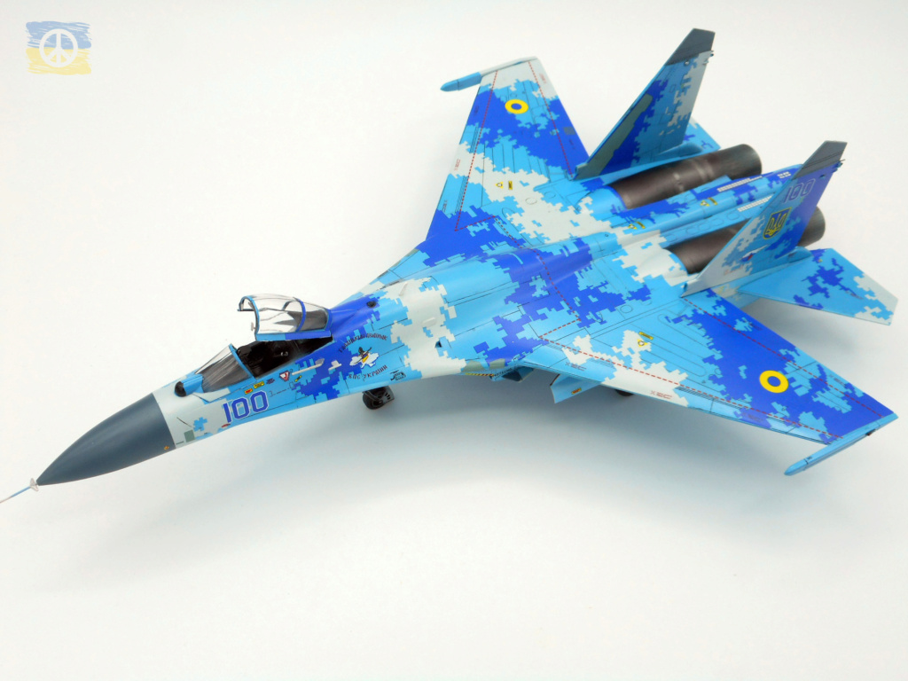 Su-27 Flanker Ukrainian Air Force Digi Camo- 1/72 HASEGAWA Fini_s11