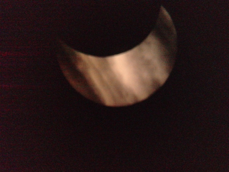 l'éclipse partielle de Soleil du 4 janvier 2011 P0401115