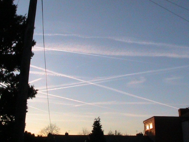 Chemtrails  post your pictures - Page 2 20_jan10