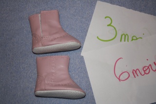 Chaussons filles 3/6 mois  Img_4910