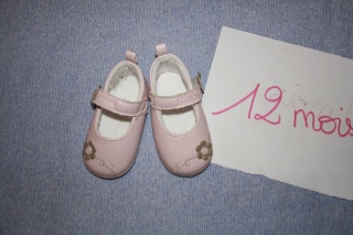 Chaussons fille 12 mois Img_4911