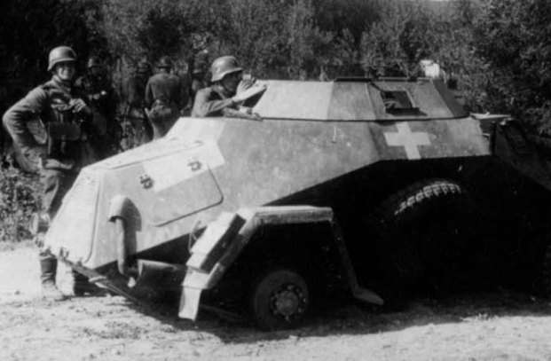 Différences entre sdkfz 221 et 223 5694-310