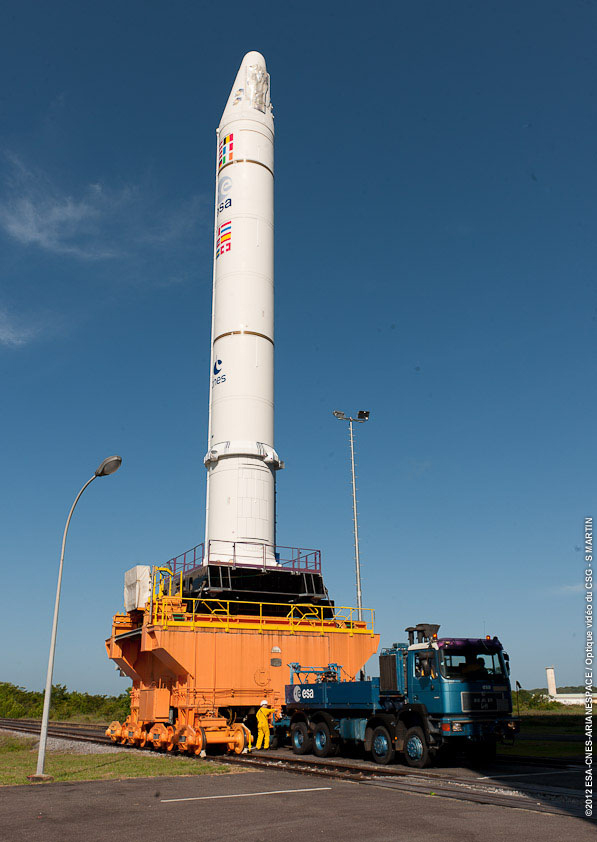 Ariane 5 ECA VA209(Astra 2F & GSat 10 )28/09/2012 Booste10