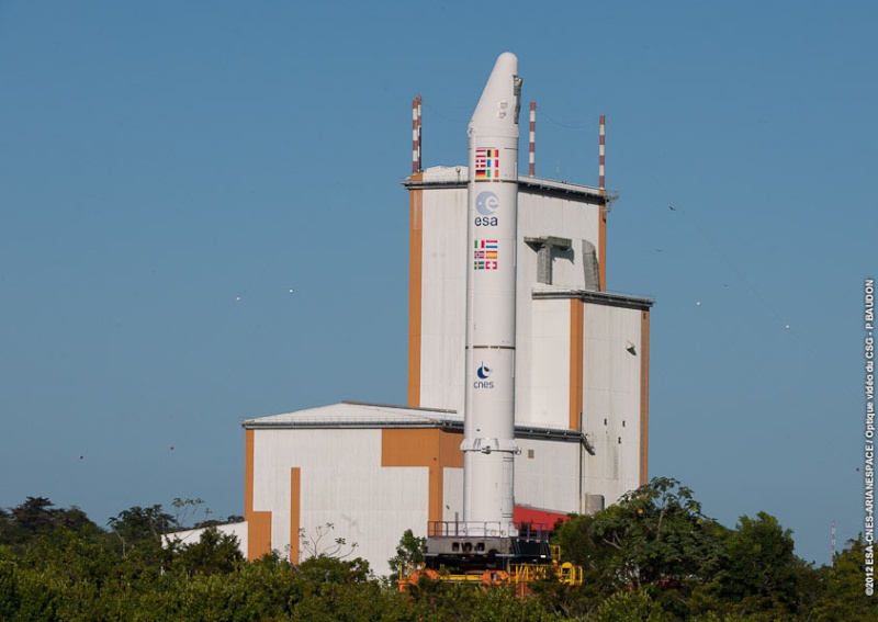 Ariane 5 ECA VA209(Astra 2F & GSat 10 )28/09/2012 Booste11
