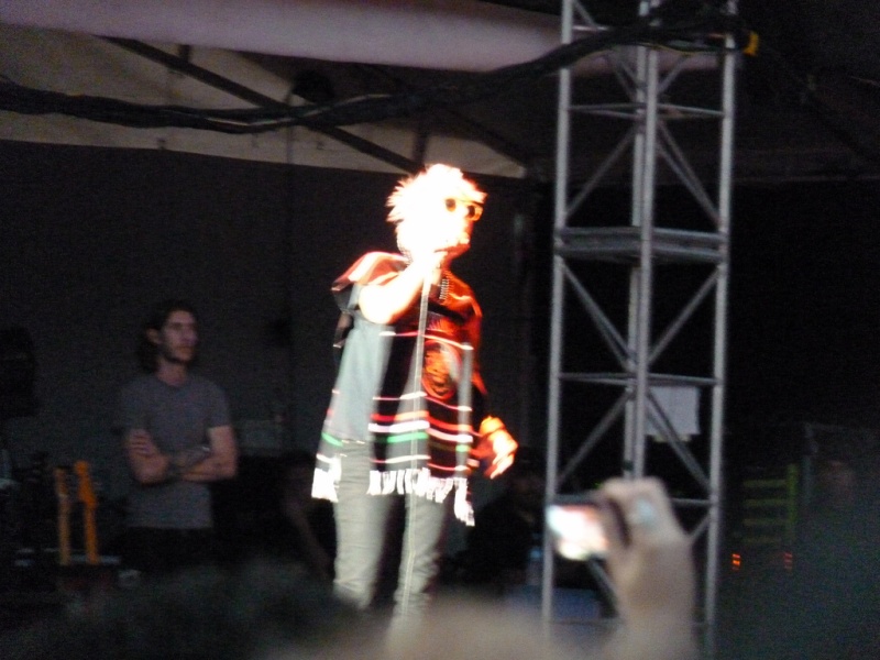 10/13/12 – Mexico City, Mexico, Autodromo Hermanos Rodriguez, "Corona Capital Music Festival" - Page 2 10-13137