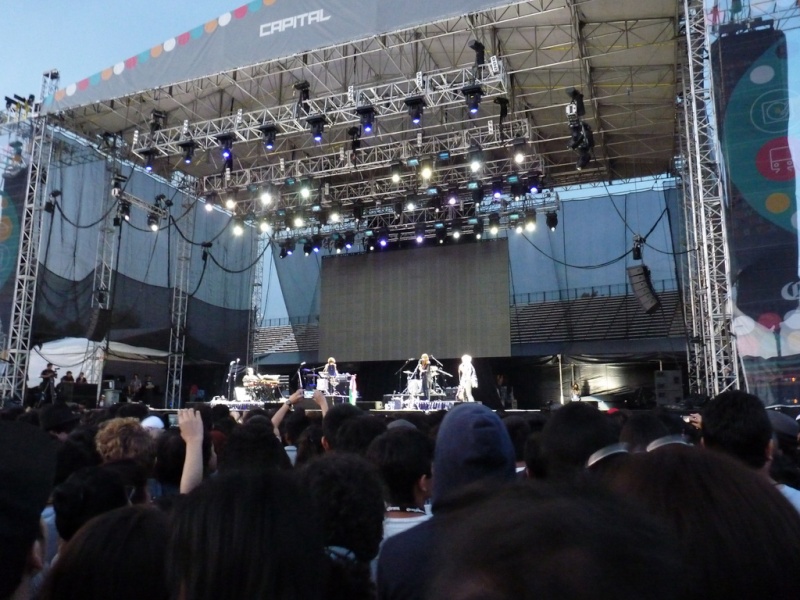 10/13/12 – Mexico City, Mexico, Autodromo Hermanos Rodriguez, "Corona Capital Music Festival" - Page 2 10-13140