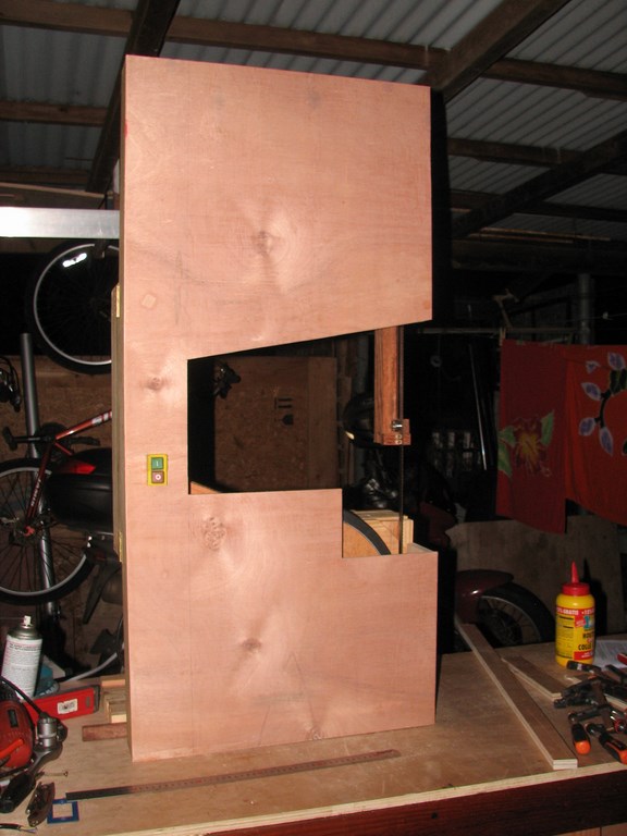 fabrication d'une Scie à ruban en bois - Page 2 Img_4014