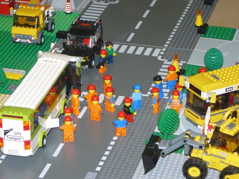 Notre monde LEGO - Lego City -  - Page 2 P1180016