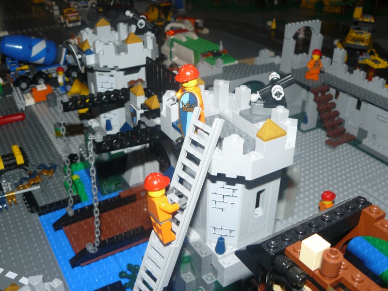 Notre monde LEGO - Lego City -  - Page 4 P1180730