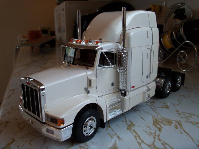 Peterbilt 377 A/E 100_3630