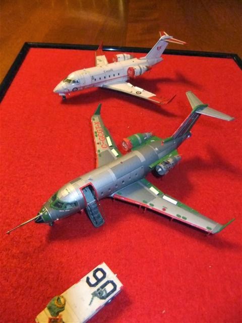 REVELL 1/144 CANADAIR CL-600 CHALLENGER X 2 !   Chat_310