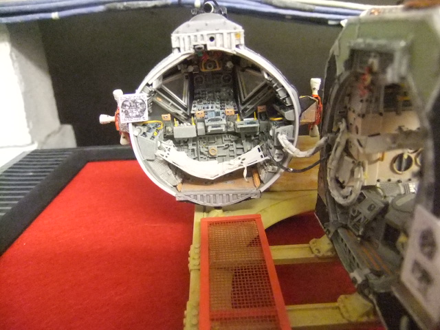 Le Module Lunaire de MONOGRAM/REVELL au 1/48ieme ! - Page 12 Dscf3260