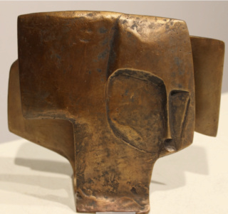 Belle sculpture en bronze monogrammée à identifier - Page 2 Capt1996