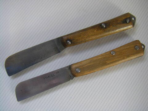 Ancien Couteau de Poche Pliable Pradel avec Ancre de Marine