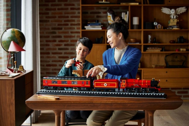 trains lego O  Lego-r10