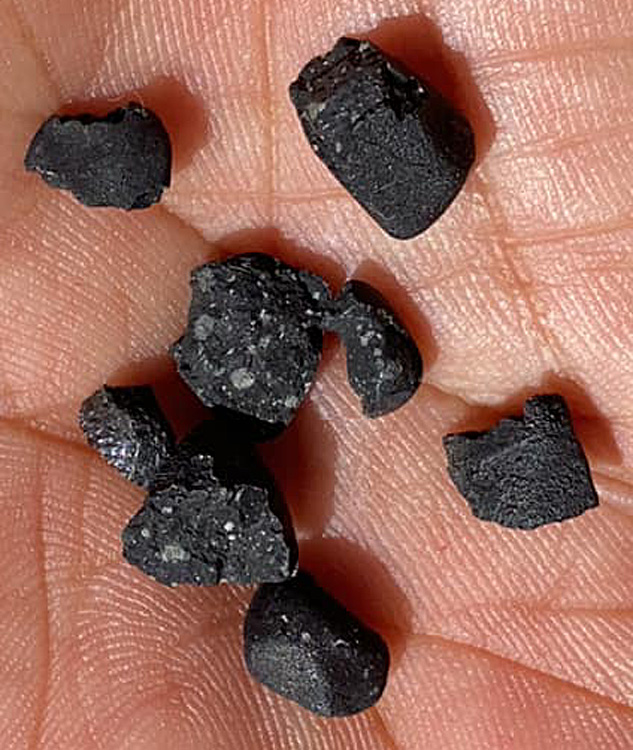 météorite carbonée  - Page 3 Errach10