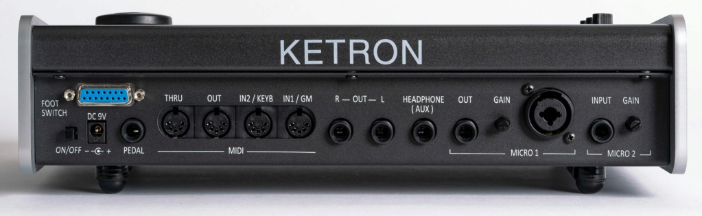 Ketron Lounge en démo sur la foire de Paris 2022 Ketron11