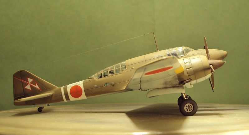 MITSUBISHI KI46-II "DINAH"  1/72 Airfix - Página 2 Dsc05512