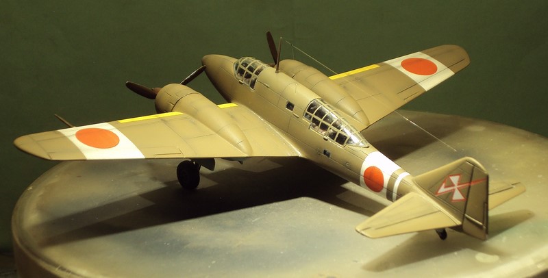 MITSUBISHI KI46-II "DINAH"  1/72 Airfix - Página 2 Dsc05513