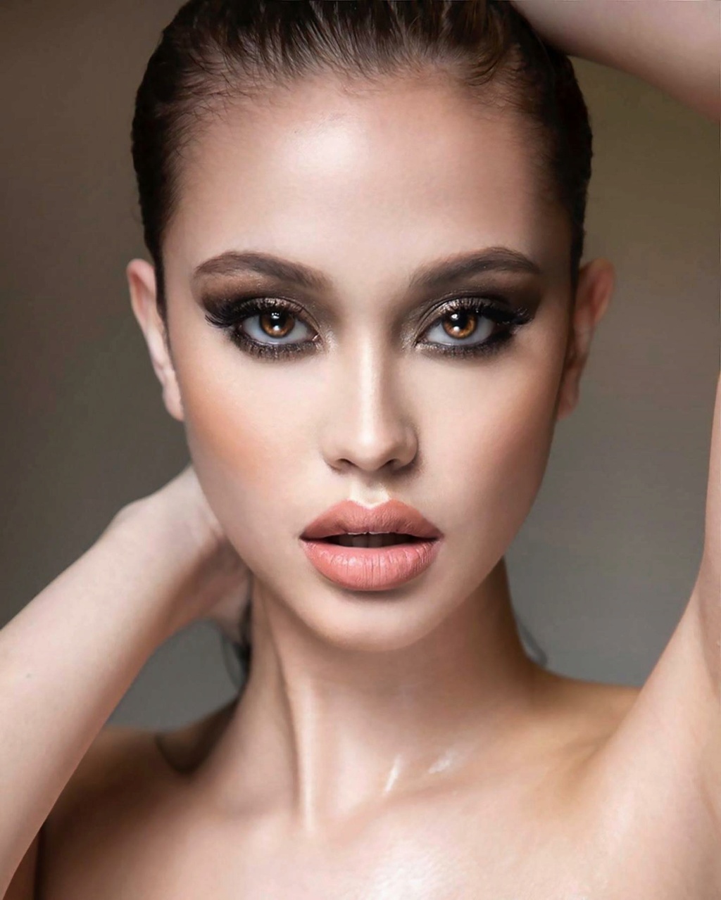 Road to MISS UNIVERSE THAILAND 2021 is 27 Anchilee Scott-Kemmis 15014011