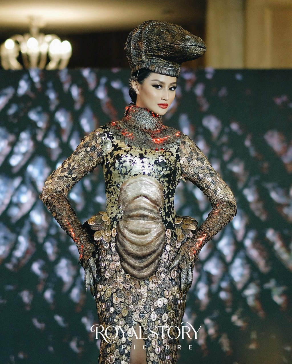 MISS UNIVERSE 2020 - NATIONAL COSTUME 17655010