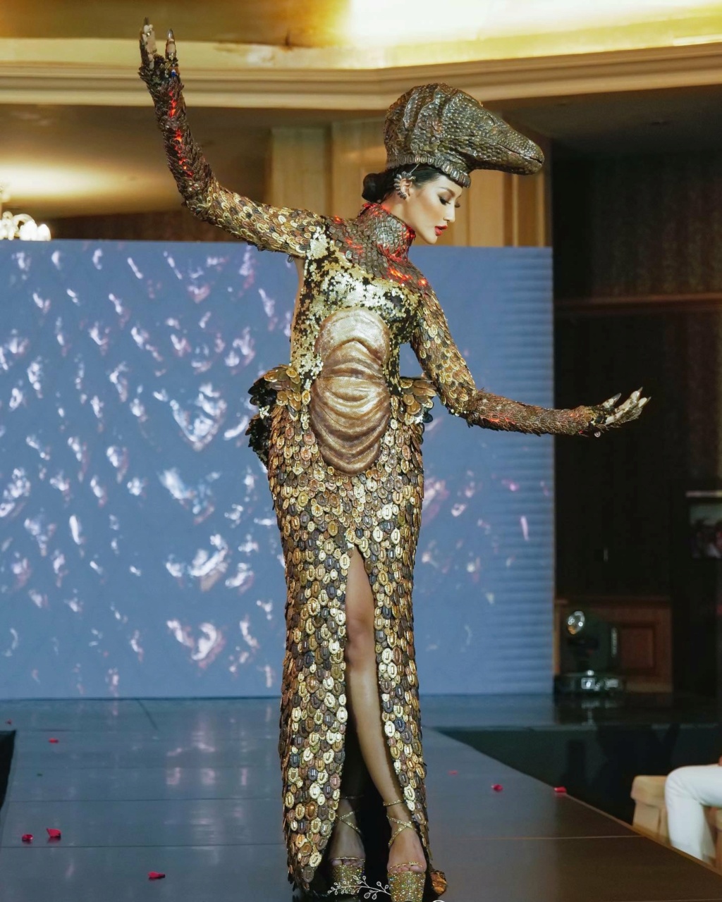 MISS UNIVERSE 2020 - NATIONAL COSTUME 17658210
