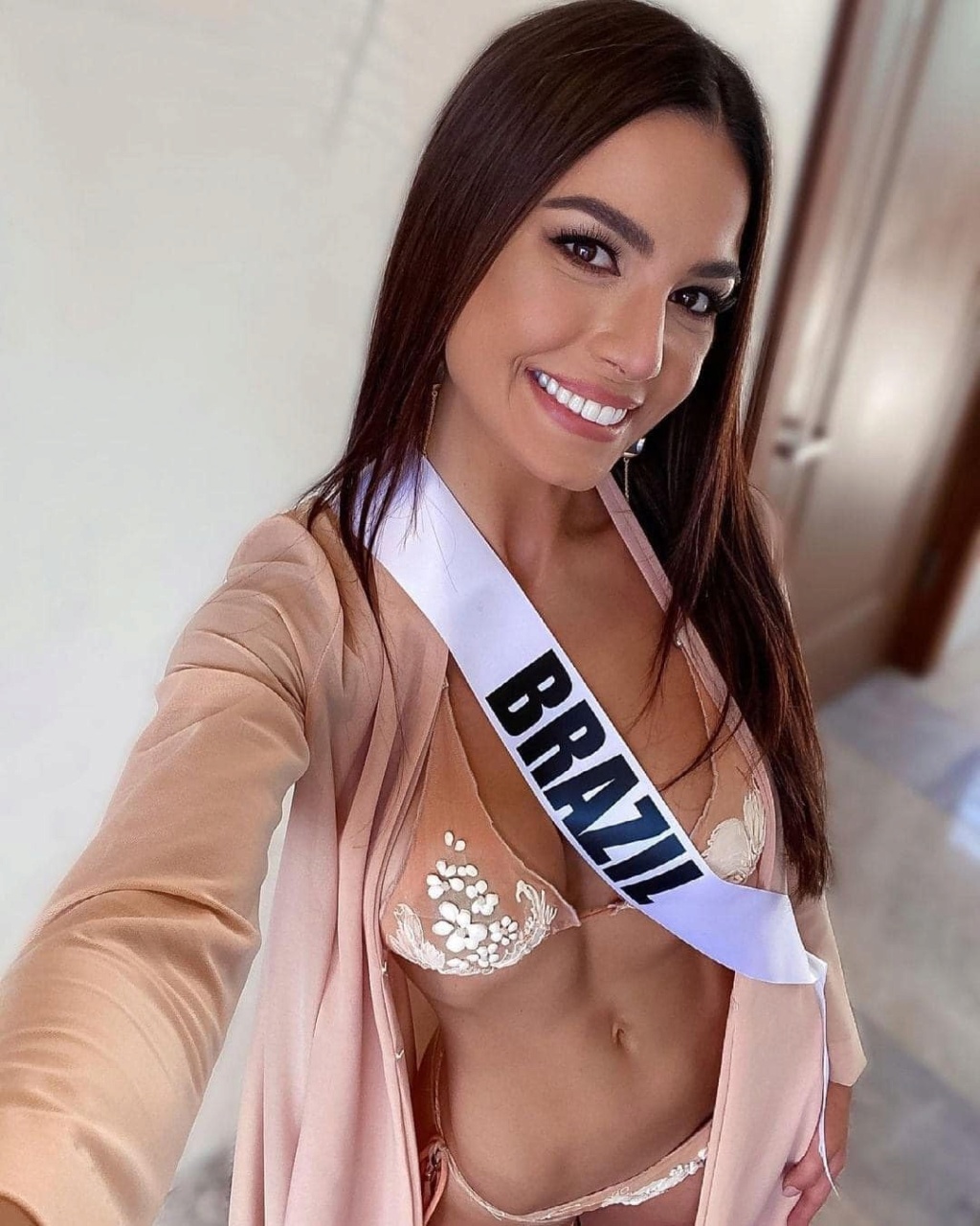 *****OFFICIAL COVERAGE OF MISS UNIVERSE 2020 - Final Results!***** - Page 20 18449010