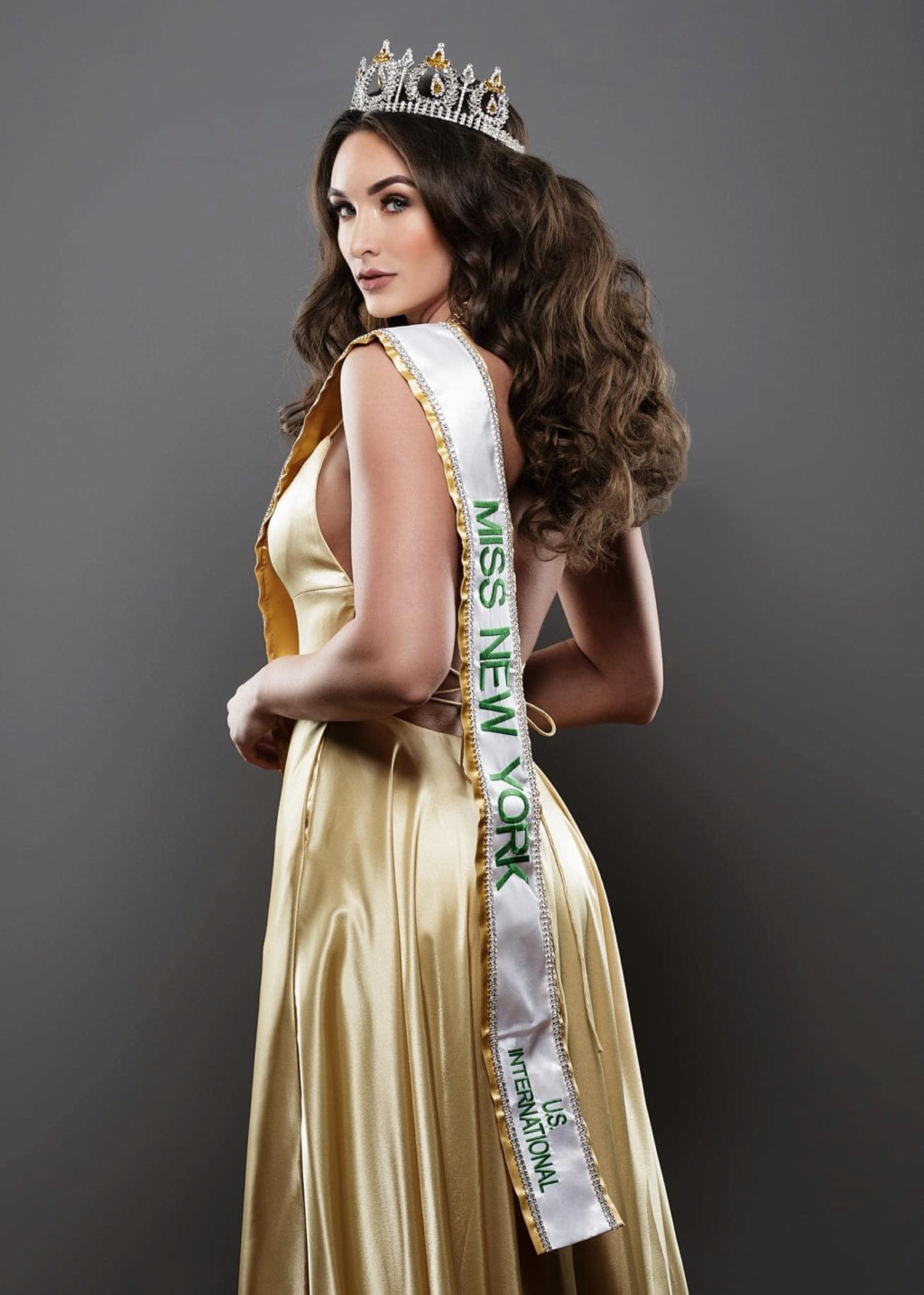 Corrin Stellakis (UNITED STATES EARTH 2016 & INTERNATIONAL 2022) - Miss Earth Fire 2016 20269310