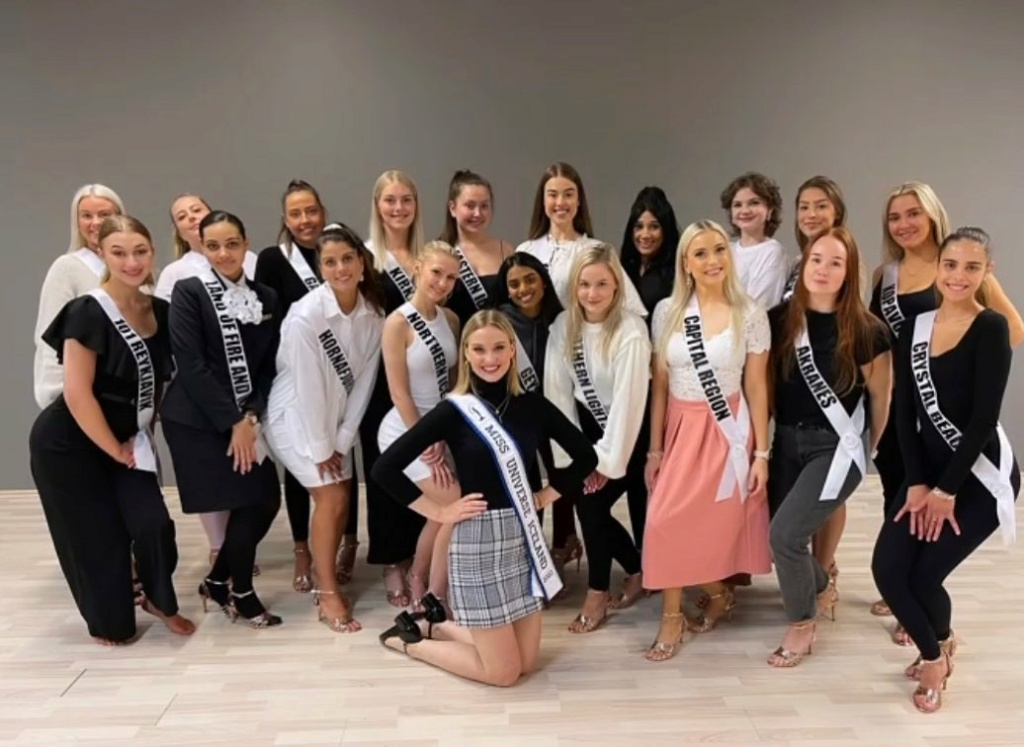 MISS UNIVERSE ICELAND 2021 - Page 2 21618210