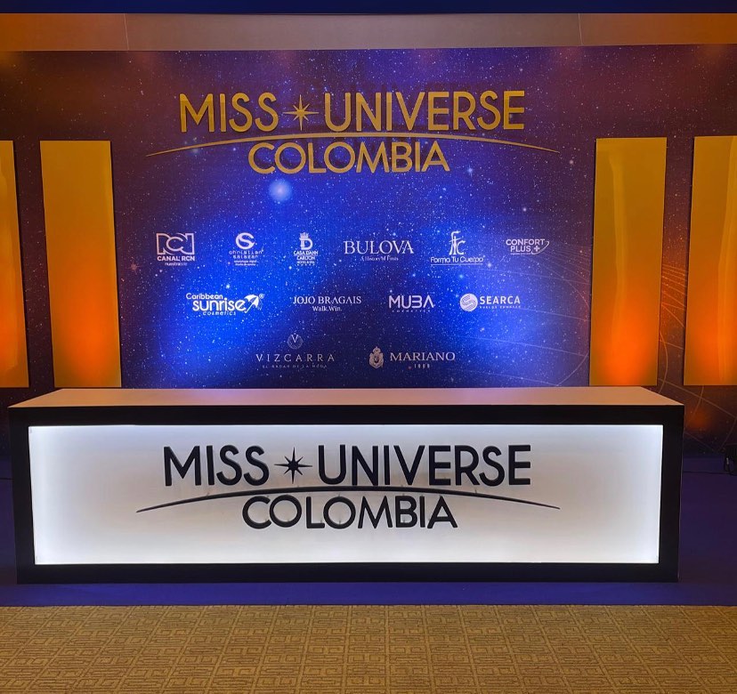 MISS UNIVERSE COLOMBIA 2021 is Cartagena, Valeria Maria Ayos  21729510