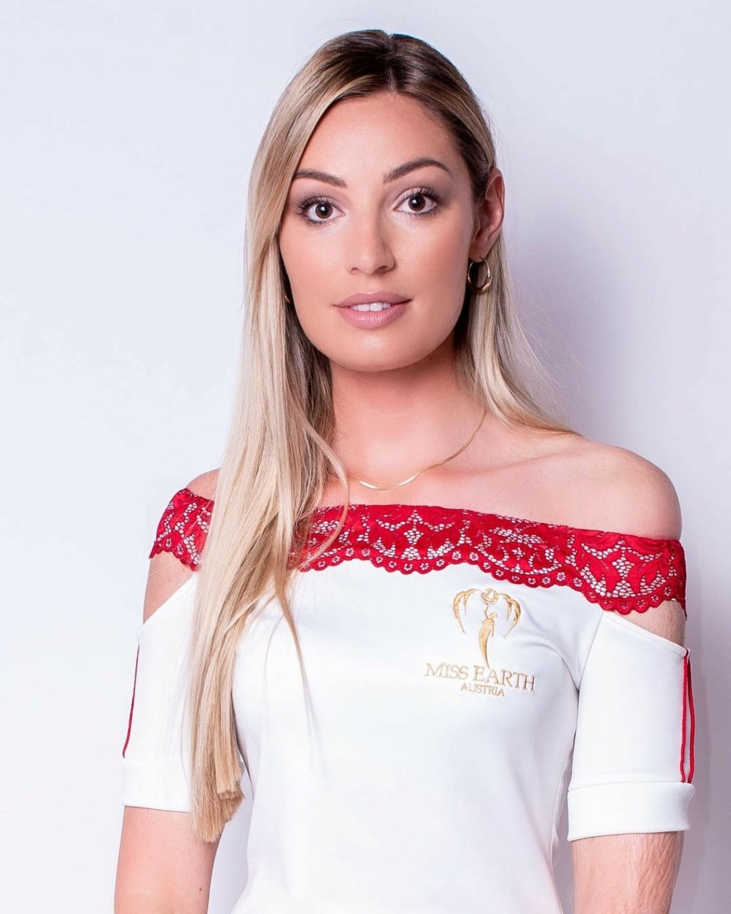 Miss Earth Austria 2021 is Klaudia Bleimer 21812211