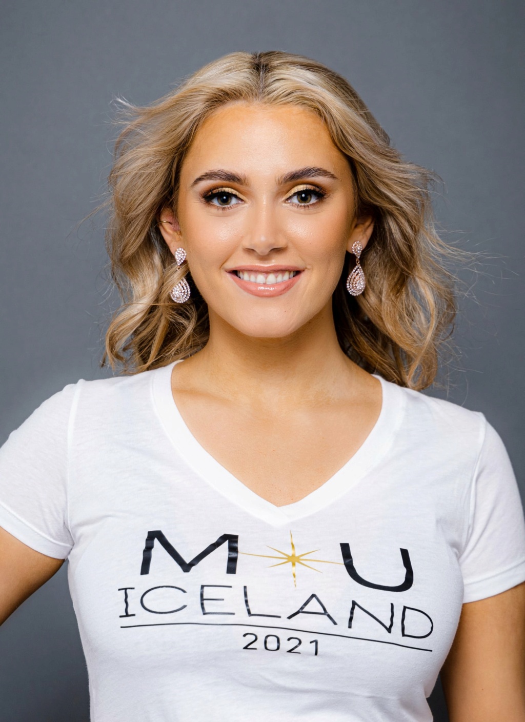 MISS UNIVERSE ICELAND 2021 - Page 3 22183113
