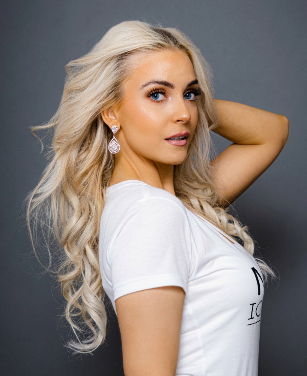 MISS UNIVERSE ICELAND 2021 - Page 3 23210510