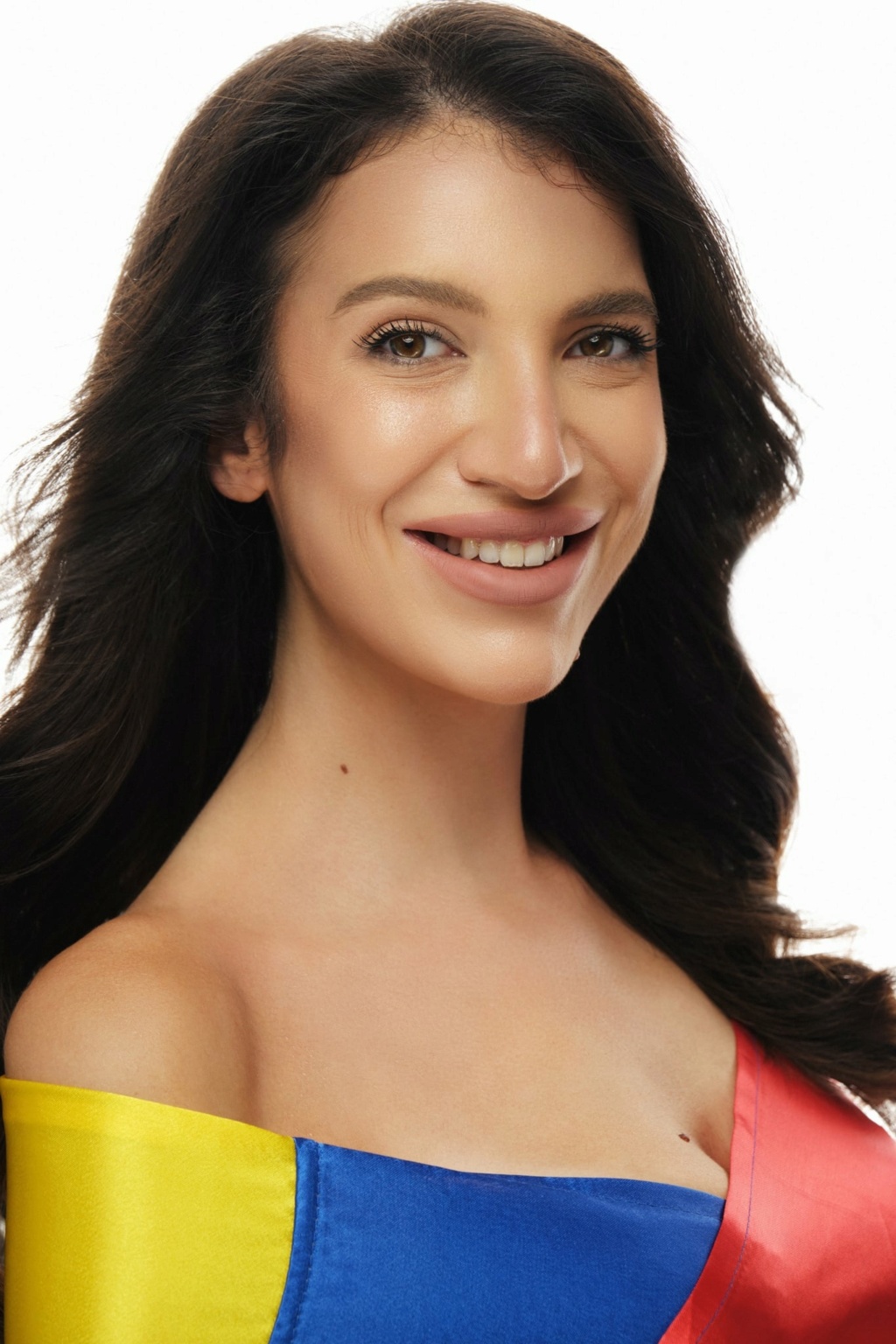 Miss Universe Romania 2021 is Carmina Olimpia Coftas - Page 2 24078711
